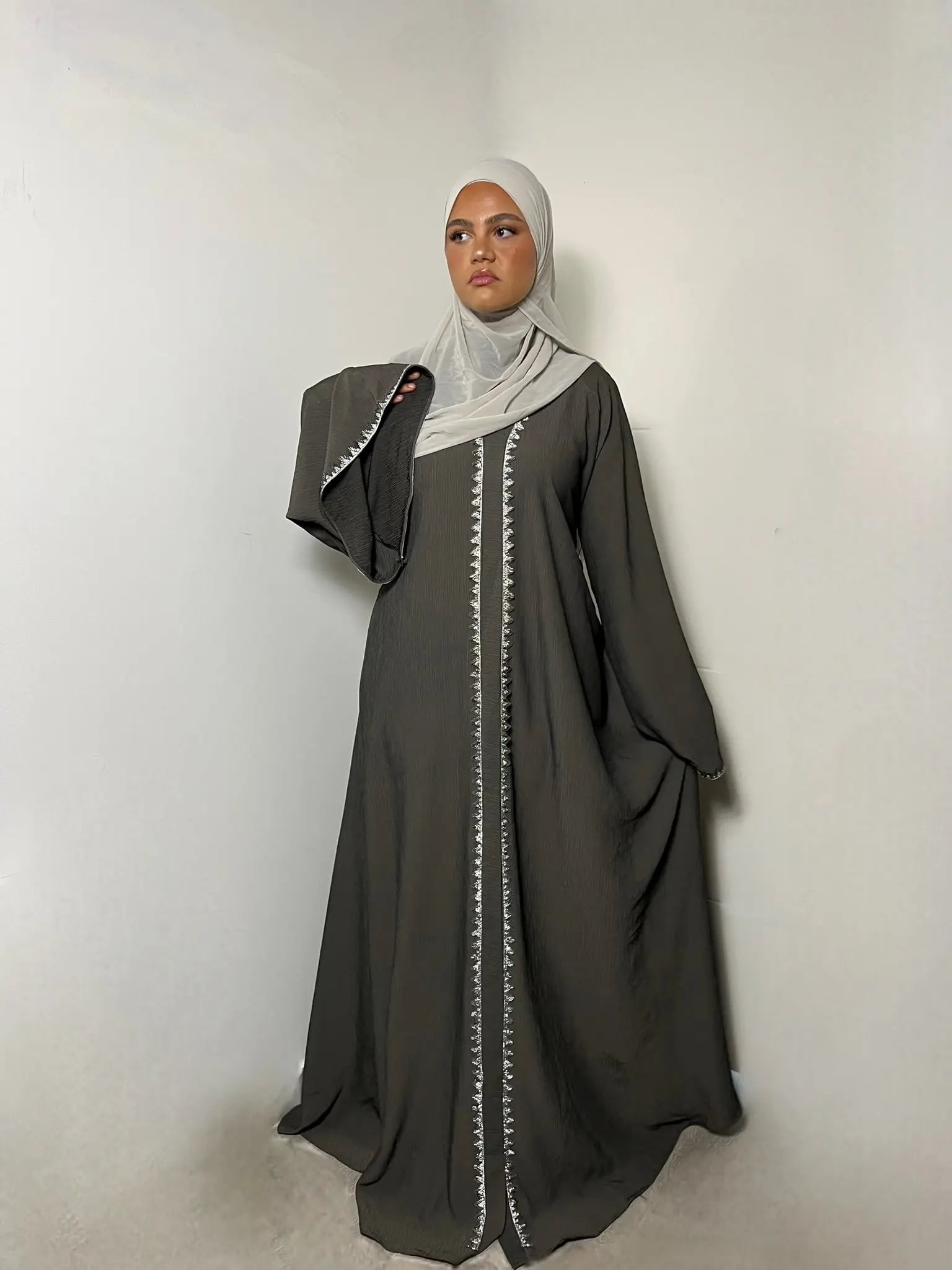 Abaya Balqess Ghalia
